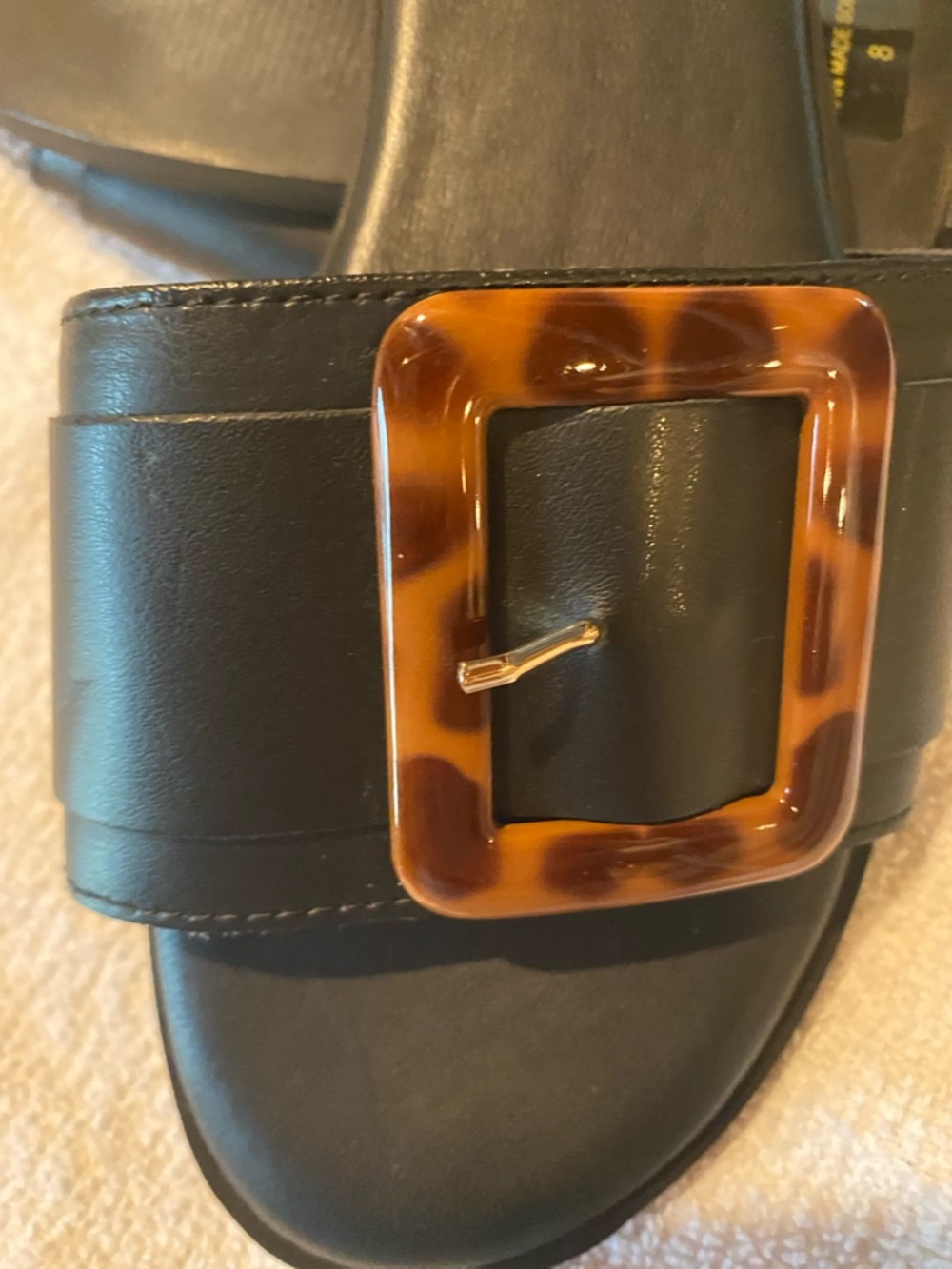 Black Leather Slide Sandals with Tortoiseshell Buckle size 8
SAN-17 - Picture 7 of 7
